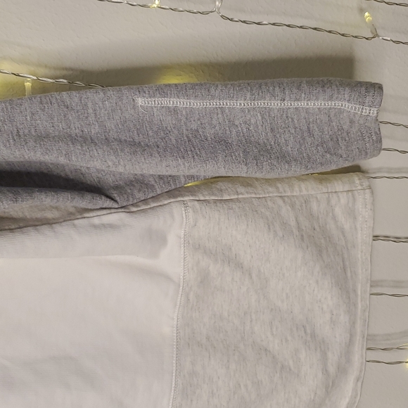 EUC J.CREW: Colorblock Backzip Shirt / Sweatershirt - Picture 6 of 6